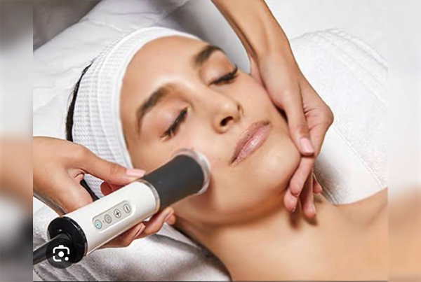 Oxygeneo Facial